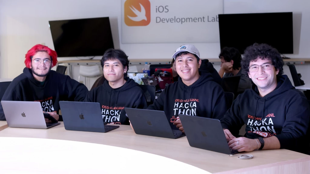 UANL Revoluciona Viajes al Mundial 2026: Estudiantes Triunfan con 'Moneta', la App de IA que Protege a Extranjeros de Fraudes Monetarios