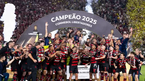 ¡Histórico! Flamengo Conquista la Copa Libertadores 2025 y Se Convierte en el Primer Tetracampeón Brasileño