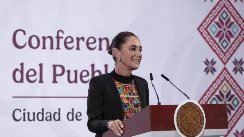 AMLO Detalla Tres Motivos para Regresar a la Política; Sheinbaum Descarta Escenarios de Riesgo y Reafirma Solidez del Proyecto