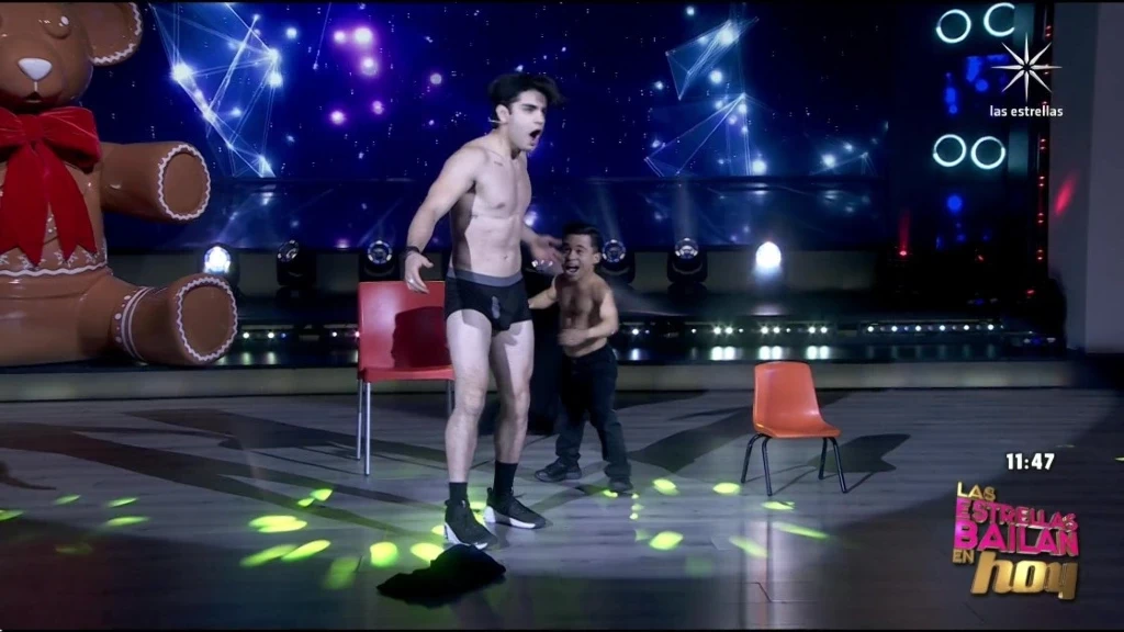 ¡Impactante! Abelito y Aarón incendian la pista de 'Hoy' Un baile 'atrevido' que habría dejado a Gali y Andrea sin palabras.