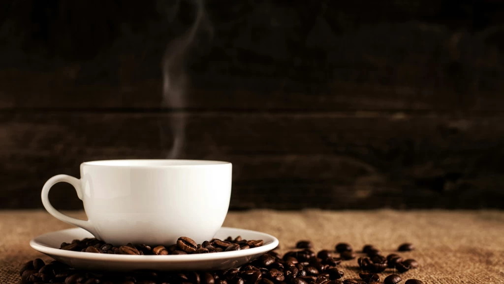 La ciencia revela la hora óptima para tomar café y potenciar tu energía sin sacrificar el sueño
