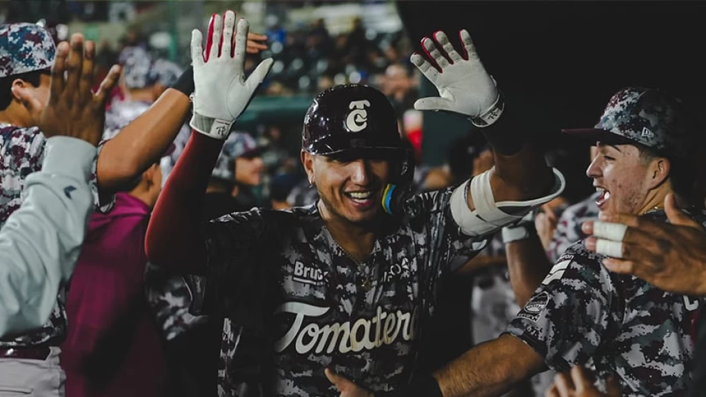 Tomateros de Culiacán asegura serie ante Yaquis de Obregón  y suma 6 victorias al hilo