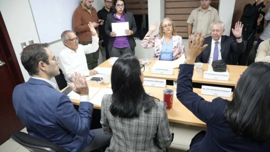 Dictamina Comisión de Hacienda favorablemente solicitud de crédito y Ley de Ingresos y Presupuesto del Ejecutivo