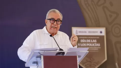 Gobernador Rocha Moya expresa su satisfacción por la aprobación del crédito en el Congreso del Estado