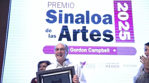 “Esto no es el final”, dijo el Mtro. Gordon Campbell al recibir el Premio Sinaloa de las Artes