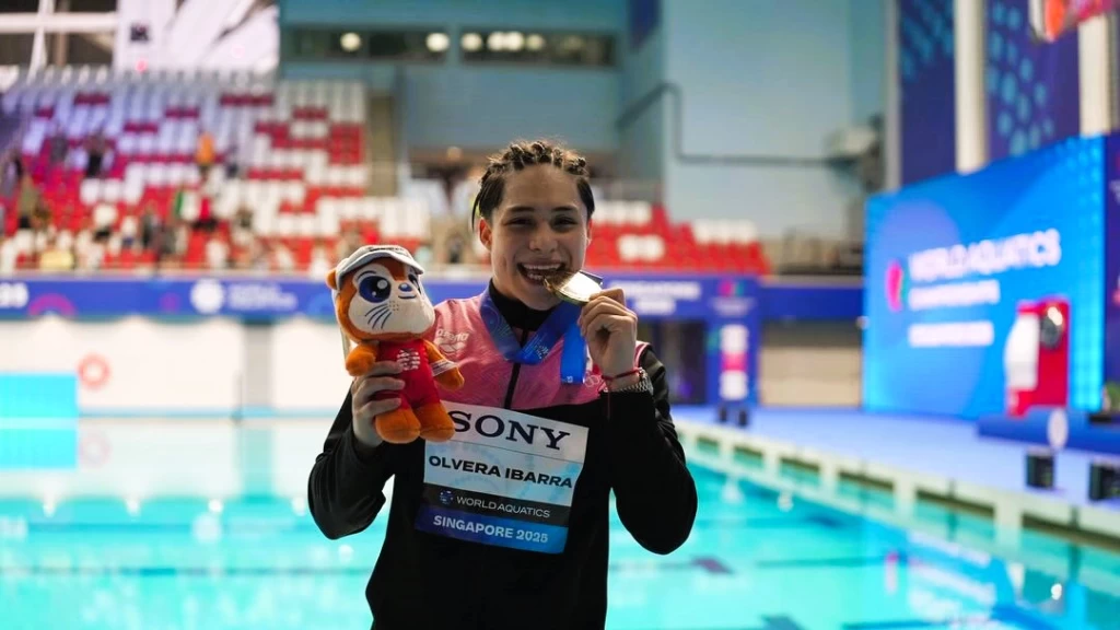 Osmar Olvera: La Consagración de un Campeón Mundial en 2025 con Oro en Singapur y Doble Premio Nacional del Deporte