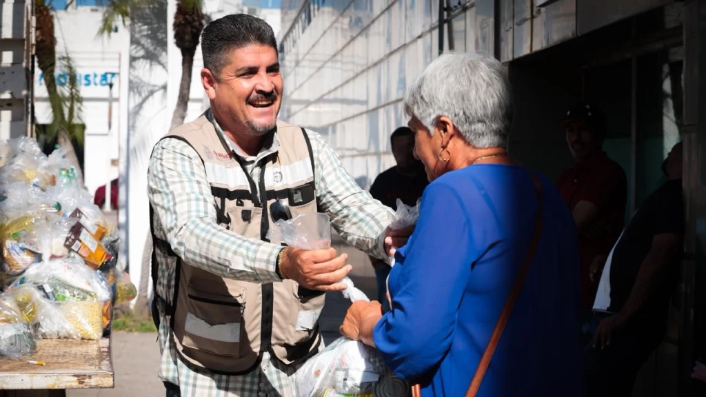 Gobierno de Sinaloa implementó jornada de atención social a familias desplazadas originarias de Badiraguato, residentes en Culiacán