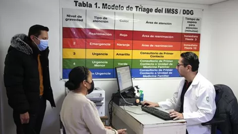 Llama IMSS a prevenir accidentes y al uso responsable de servicios de Urgencias en temporada decembrina