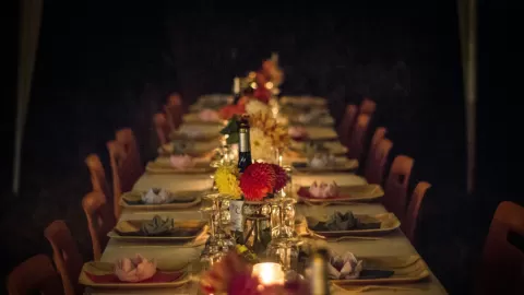 Cena de Fin de Año en México 2025: Costos se Disparan y Familias Buscan Estrategias de Ahorro