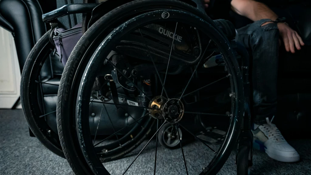 Avance Histórico: Consorcio Europeo Liderado por el Hospital de Parapléjicos Desarrolla Tratamiento Pionero para Reparar la Médula Espinal