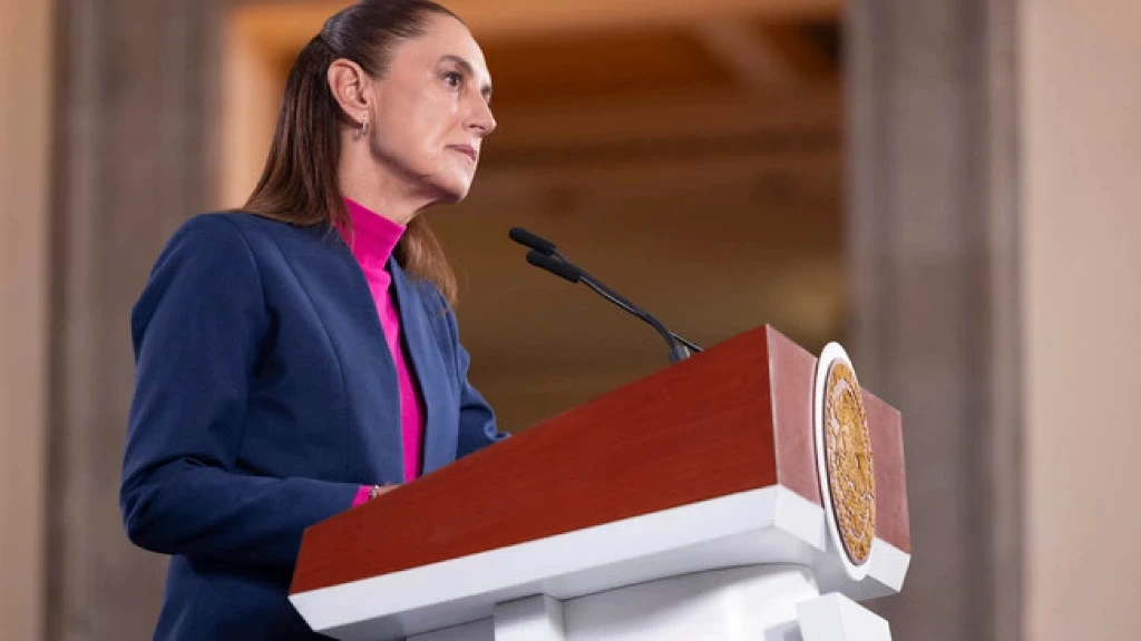Sheinbaum Responde Firme a Trump por T-MEC: "Empresarios de EE.UU. lo Defienden". México Sostiene la Integración Comercial Clav.