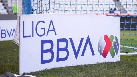 ¡Fútbol de Estufa al Rojo Vivo! Liga MX: América Persigue a Veiga, Tigres Sorprende y Chivas Confirma Movimientos Clave el 21 de Enero de 2026