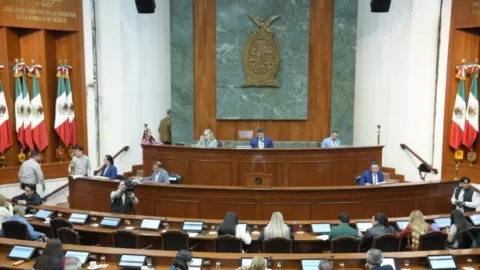 Congreso da lectura a cuatro nuevas iniciativas en Sesión Ordinaria; una propone proteger bienes de las escuelas