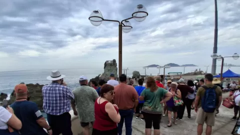 Recibe Mazatlán a más de 14 mil cruceristas en una semana