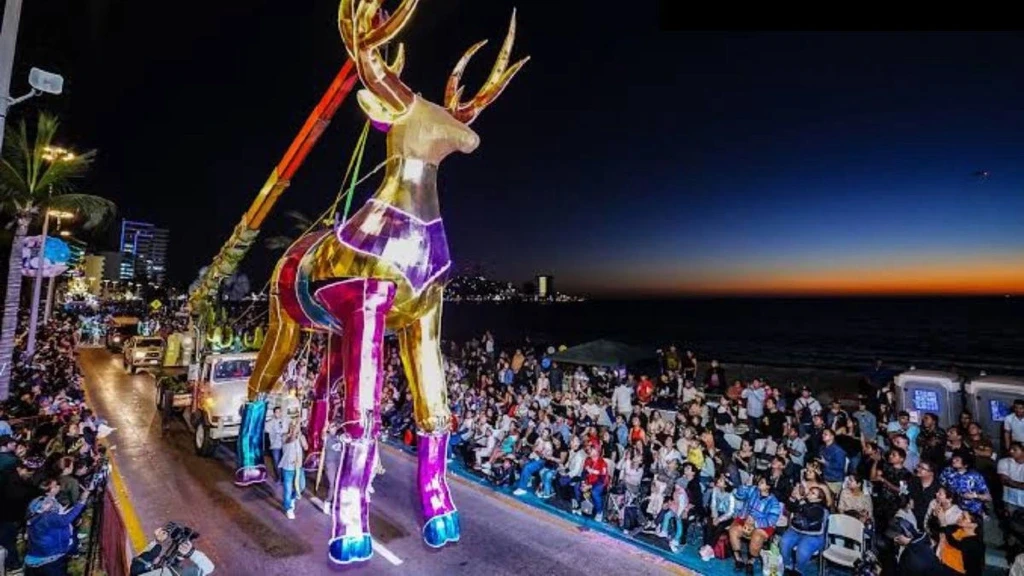 Carnaval de Mazatlán 2026: ¿Fin del Confeti Metálico? Autoridades Implementan Prohibición Ambiental Ante Riesgo de Contaminación Marina y Urbana