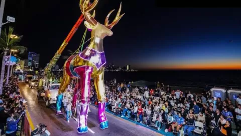 Carnaval de Mazatlán 2026: ¿Fin del Confeti Metálico? Autoridades Implementan Prohibición Ambiental Ante Riesgo de Contaminación Marina y Urbana
