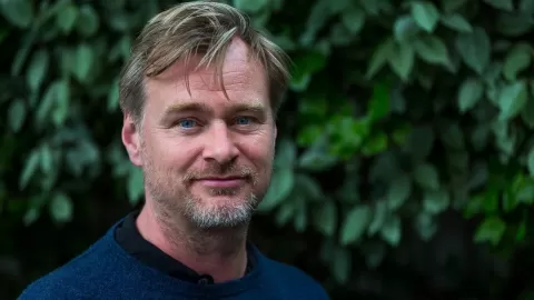 Christopher Nolan: La compra de Warner por Netflix, un "duro golpe" y "momento muy preocupante" para Hollywood