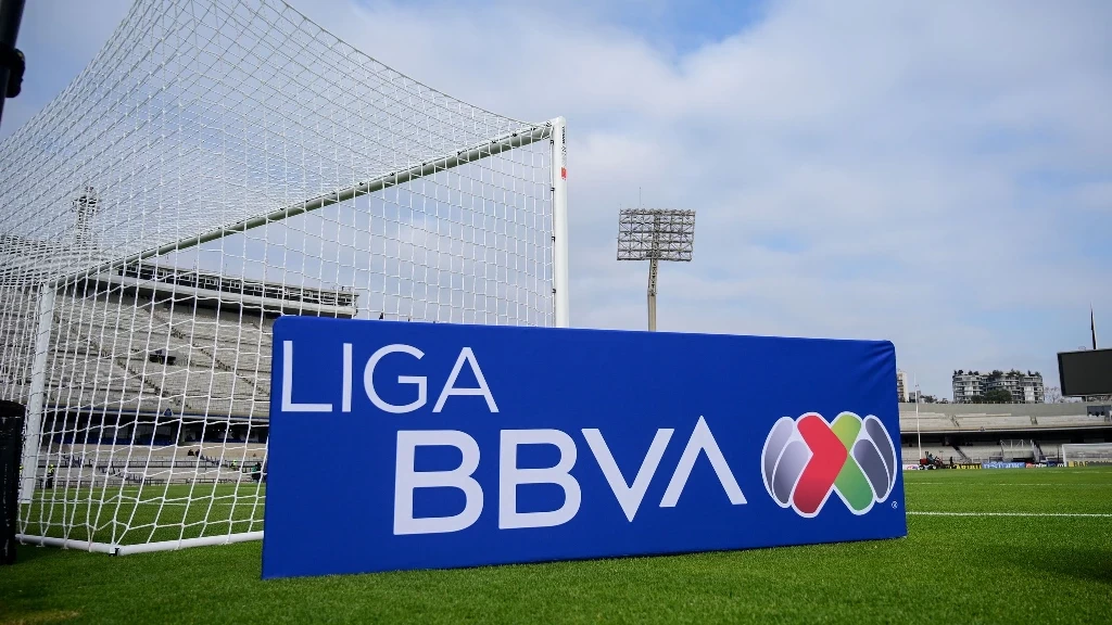 Liga MX Sin Actividad Hoy 8 de Febrero: El Super Bowl LX con Patriots vs. Seahawks Domina la Agenda Deportiva