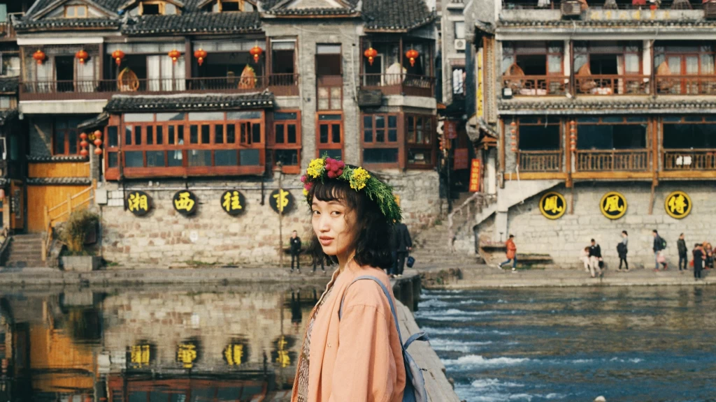 Choque Generacional en China: Jóvenes Urbanos Redefinen el Año Nuevo Lunar en 2026 ante Rigidez Familiar