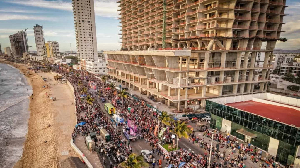 Carnavales de Sinaloa generan más de mil 339 millones de pesos y atraen a 866 mil asistentes