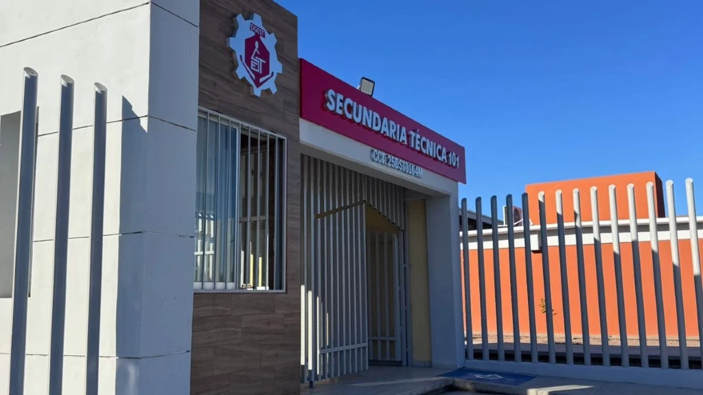 Secundaria 101 de Valle Alto,  nuevo espacio educativo y herramienta de cambio para jóvenes en Culiacán