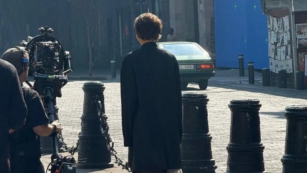 Zendaya Desata Frenesí en el Zócalo de CDMX: Rumores de Filmación Encienden la Capital Mexicana