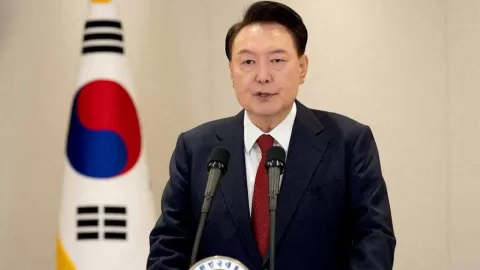 Expresidente Yoon Suk Yeol de Corea del Sur Condenado a Cadena Perpetua por Insurrección y Ley Marcial Fallida
