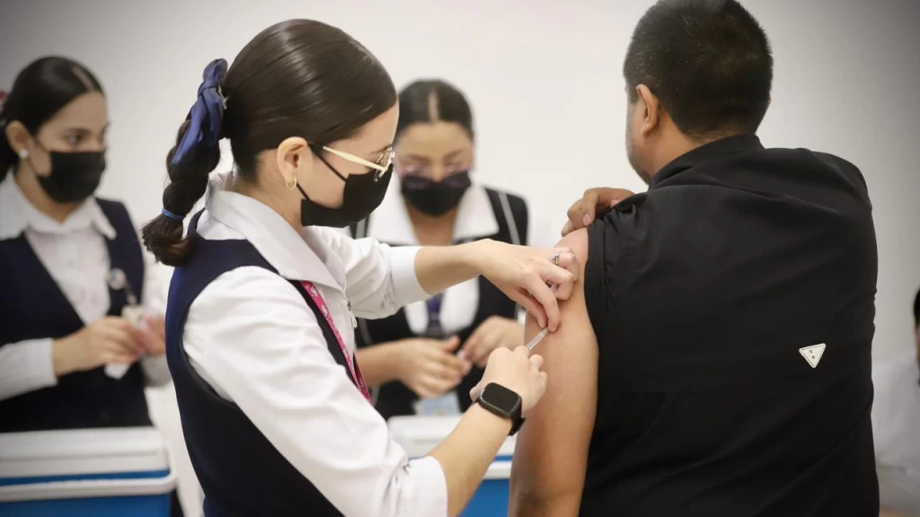 Secretaría de Salud habilita más macrocentros de vacunación contra el sarampión