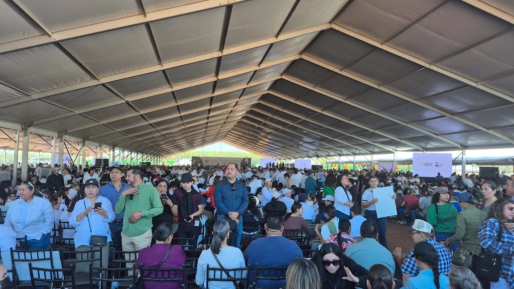 Enorme Alboroto en la visita de Claudia Sheimbaum a Culiacán.