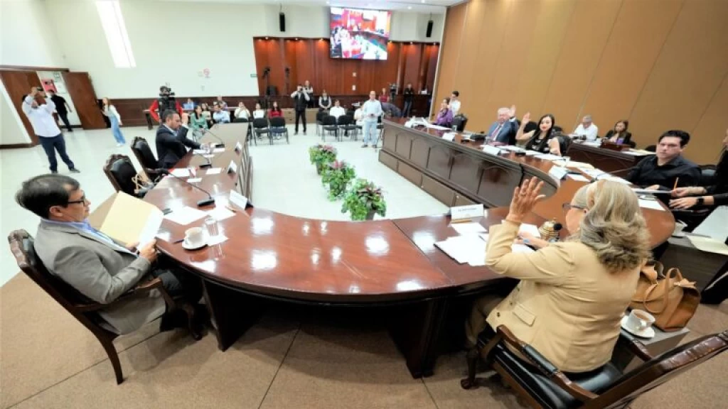 Da lectura Diputación Permanente a 6 iniciativas; una propone tipificar como delito “reclutamiento de menores de edad”