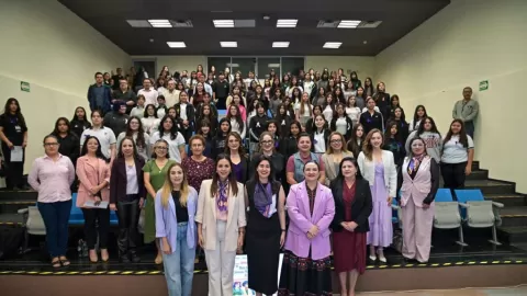 ”La educación transforma destinos, ustedes pueden decidir que quieren ser, por más mujeres en la ciencia: Ana Chiquete Elizalde”