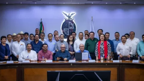Gobierno federal y estatal, industriales, bodegueros y productores garantizan comercialización de la cosecha 2026 del maíz de Sinaloa