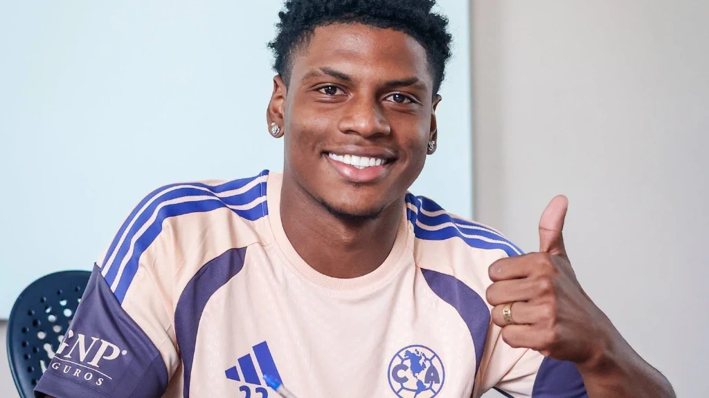 América Ficha a Óscar Perea: El Joven Extremo Colombiano Refuerza al Nido para el Apertura 2026