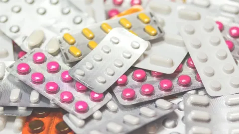 Demanda de Medicamentos Públicos en México se Dispara a Mil Millones de Piezas para 2027-2028