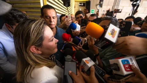 Brigadas de atención a la población entregan apoyos a afectados por lluvias en todo Sinaloa, informa la gobernadora Yeraldine