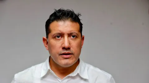 Avanzan negociaciones para concretar el Plan Integral para la Conservación Ambiental, el Bienestar Comunitario y el Desarrollo Sostenible de la Bahía de Ohuira