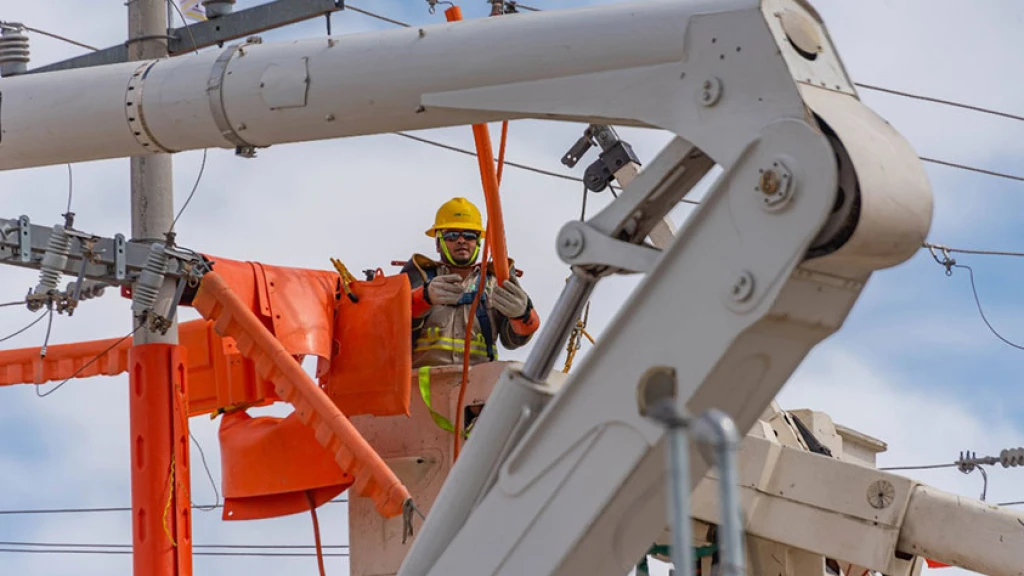 CFE Reduce 37% Interrupciones Eléctricas y Agiliza Restablecimiento en un 72%
