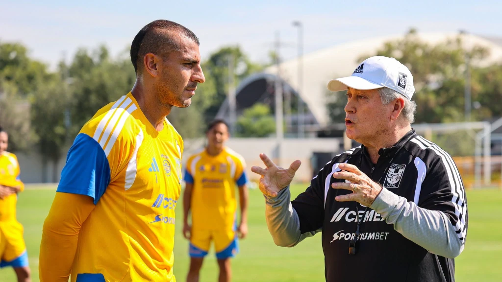 ¡Rey Midas llega a Tigres! Vucetich asume doble rol en crisis felina y debuta ante Atlante en Liga MX