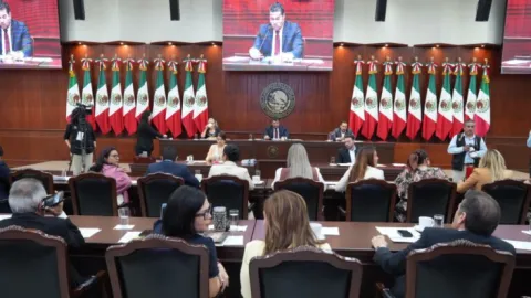 Congreso pospone designación de gobernador interino ante segunda licencia de Rocha Moya