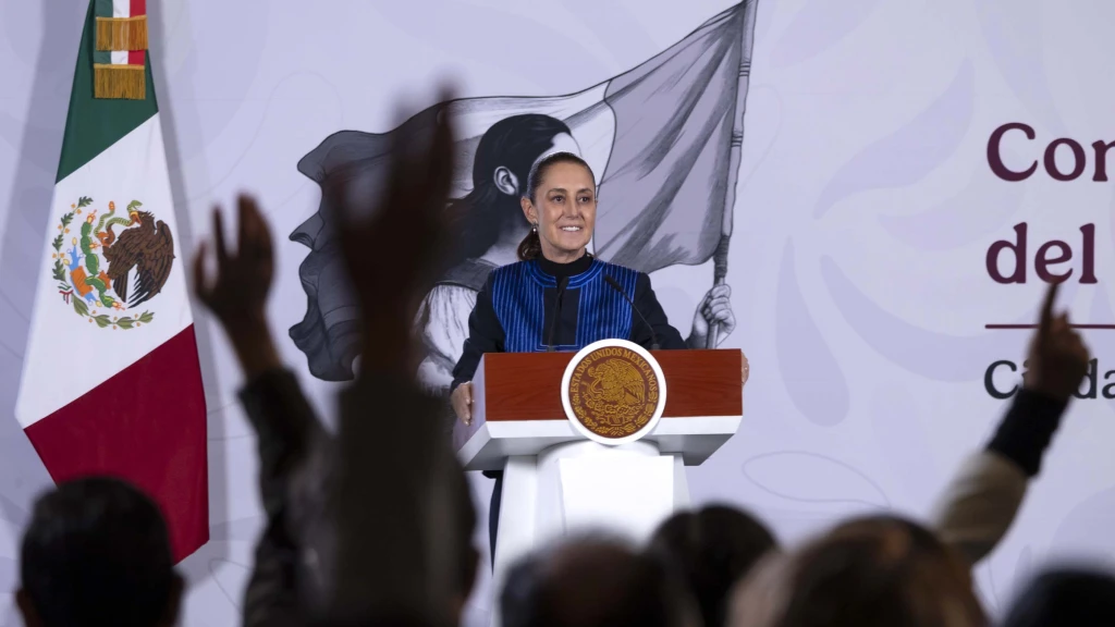 Sheinbaum Descarta Disolución de Poderes en Sinaloa Tras Nueva Licencia de Rocha Moya: Pide al Congreso Elegir Relevo Honesto y Capaz