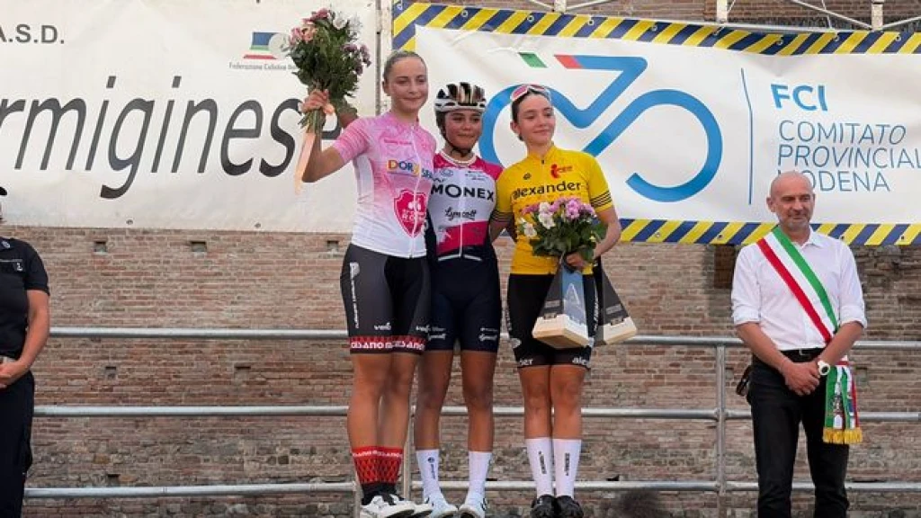 A.R. Monex femenil domina el GP Città di Formigine con victoria de Emi García