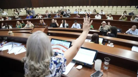 Congreso de Sinaloa aprueba reformas que buscan prevenir y atender la diabetes, obesidad y salud bucal