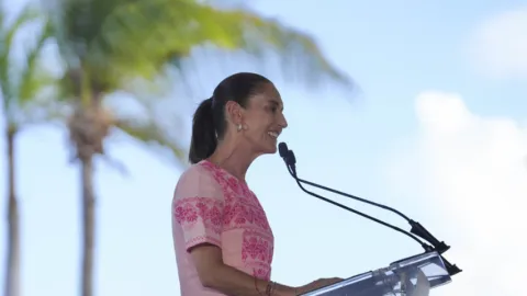 Somos uno mismo, gobierno y pueblo unido jamás será vencido: presidenta