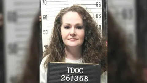 Ejecución Fallida Inédita en Tennessee: Christa Pike Sobrevive a Dos Inyecciones Letales