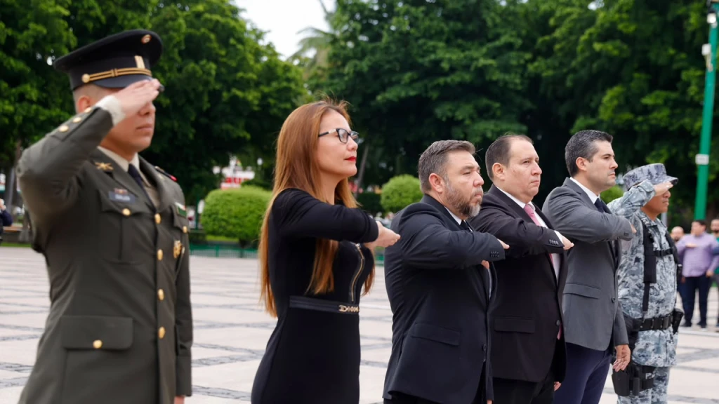 Conmemoran con acto cívico el aniversario 143 del natalicio del General Ángel Flores