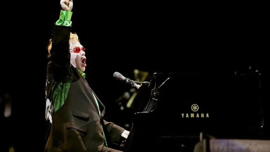 Elton John Conquista México en Histórica Despedida: Un País Hermoso y Noches Inolvidables en el Estadio Banorte