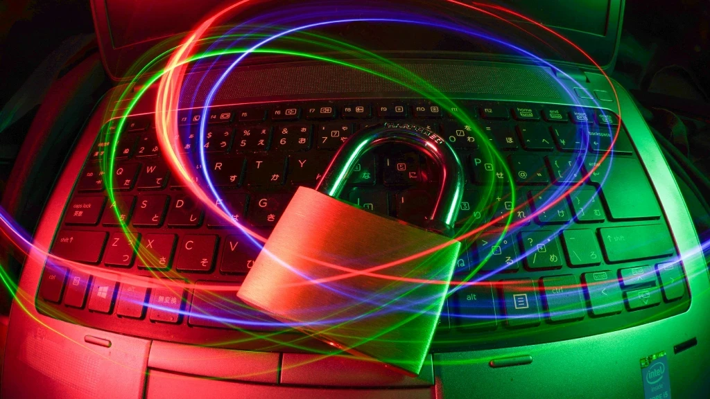 Fallas Críticas en PHP Obligan a Cierre de Sitios Web Globales y Desencadenan Alerta Urgente de la NSA