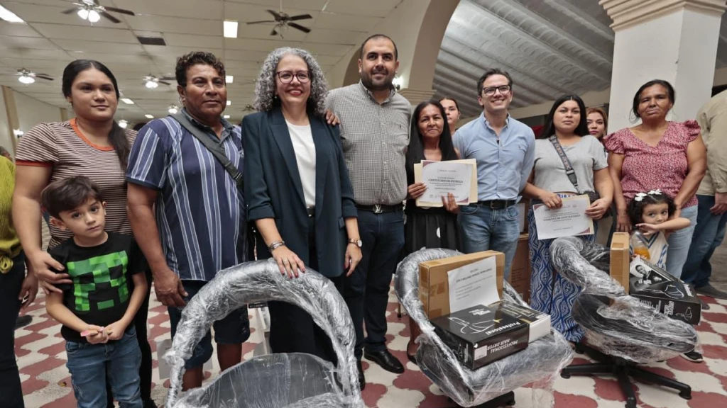 Equipa Sinaloa fortalece el trabajo de hombres y mujeres productivas para el bienestar familiar: Gobernadora