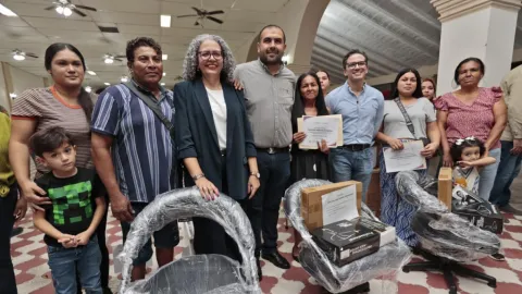 Equipa Sinaloa fortalece el trabajo de hombres y mujeres productivas para el bienestar familiar: Gobernadora