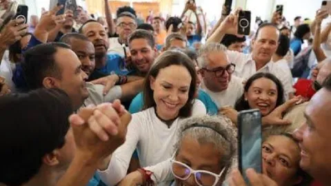 María Corina Machado Regresa a Venezuela